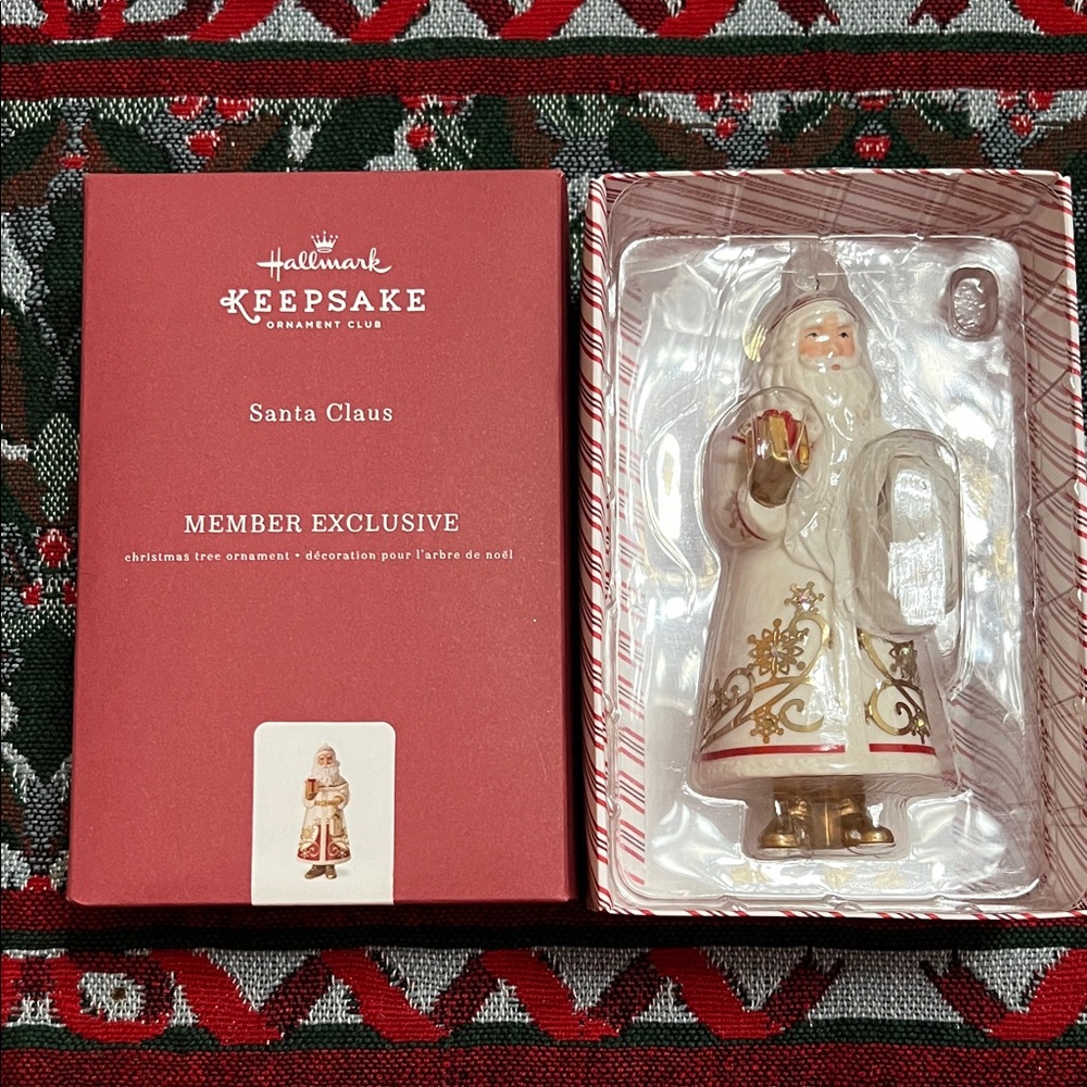 Hallmark Santa Claus - Member Exclusive-Porcelain 2017